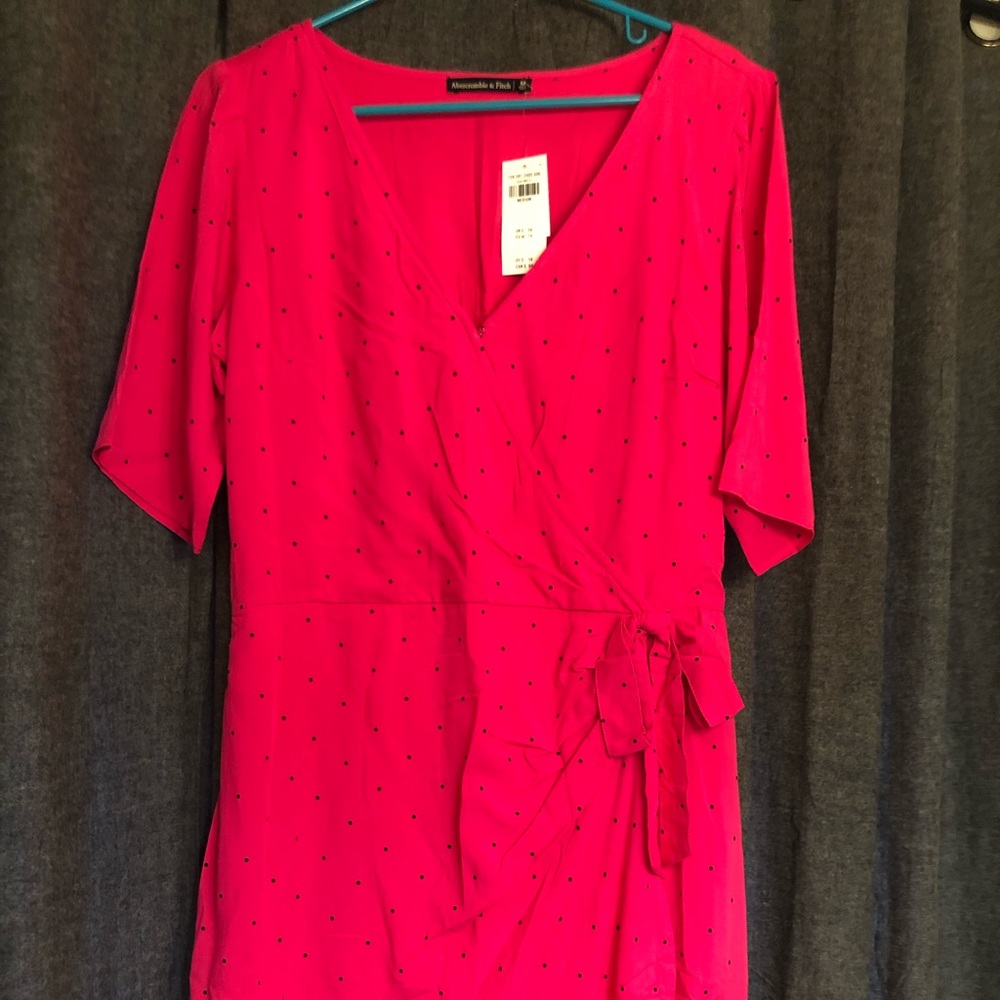 Hot pink Abercrombie and Fitch wrap dress (medium)